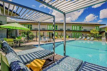Fusion las vegas - sundeck